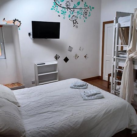 Voyage Hostel - Ensuite Family Rooms With Shared Kitchen Douglas Eksteriør billede